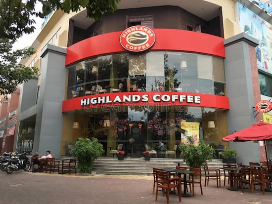 Highlands Coffee - lựa chọn của nhiều nhân viên văn phòng